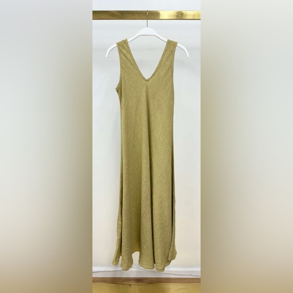Milio Milano Dresses & Skirts - (800866/191333-KIW) ITALIAN LINEN MAXI V-NECK DRESS